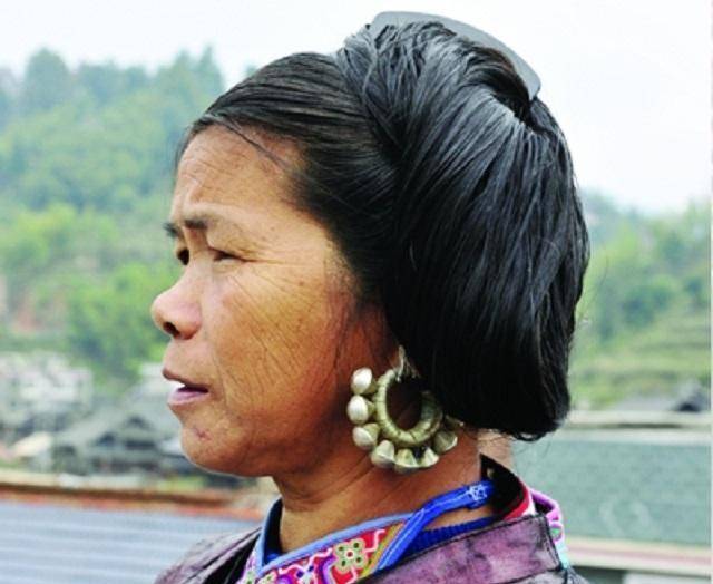 30多年前，那个被印在一元人民币上的贵州女孩，如今生活怎么样？