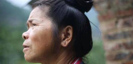 她是寨里“一枝花”，16岁被印上人民币，她们如今过得怎么样