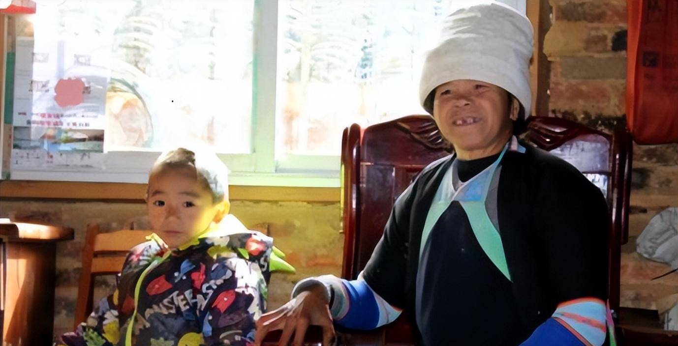 原创侗族少女石奶引：因长相漂亮被印在1元人民币上，后来过得怎么样