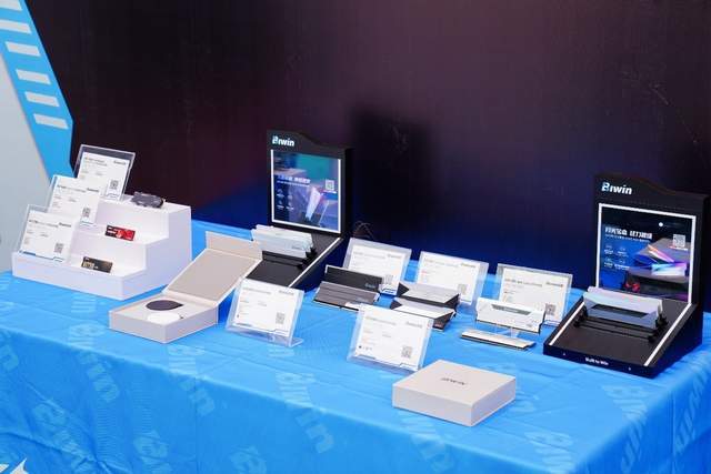 高校行丨佰维存储牵手武汉工程大学学子，共绘科创青春新篇