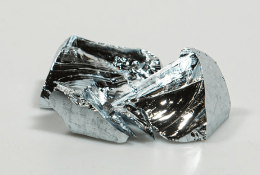 奉陪到底，中方放开手脚，美方当着大使面表态：中国绝不能成敌人