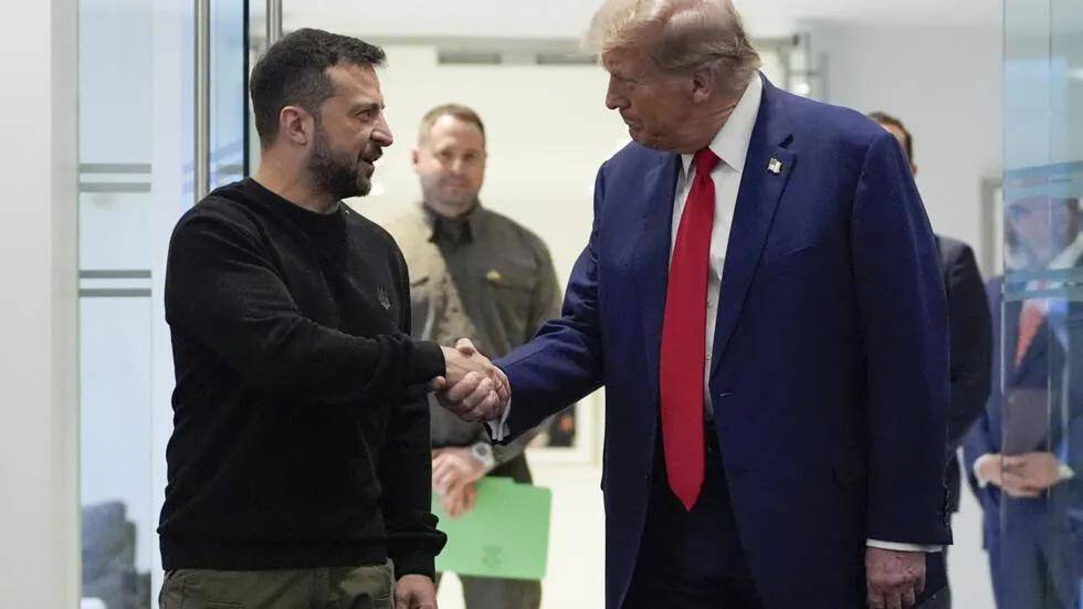 俄军三防部队司令在莫斯科街头遭暗杀，运送炸药的是“小电驴”？