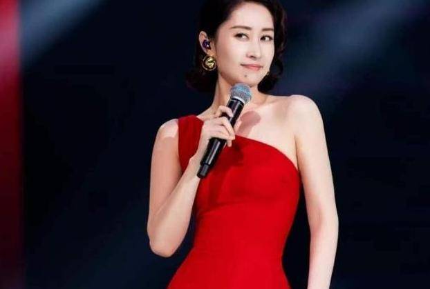 47岁刘敏涛提出离婚，丈夫哈哈大笑，直言离开我，你连饭都吃不上