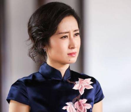 47岁刘敏涛提出离婚，丈夫哈哈大笑，直言离开我，你连饭都吃不上