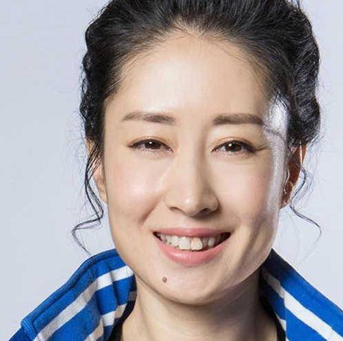 47岁刘敏涛提出离婚，丈夫哈哈大笑，直言离开我，你连饭都吃不上