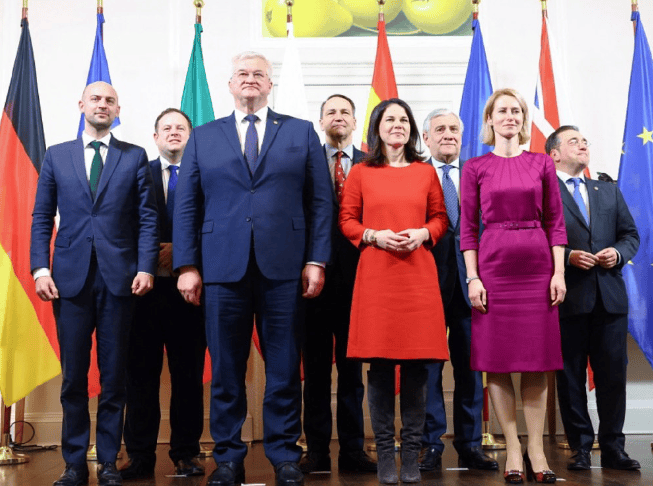 退出北约，绝不与中俄为敌！美国万没料到，最大盟友突然倒戈