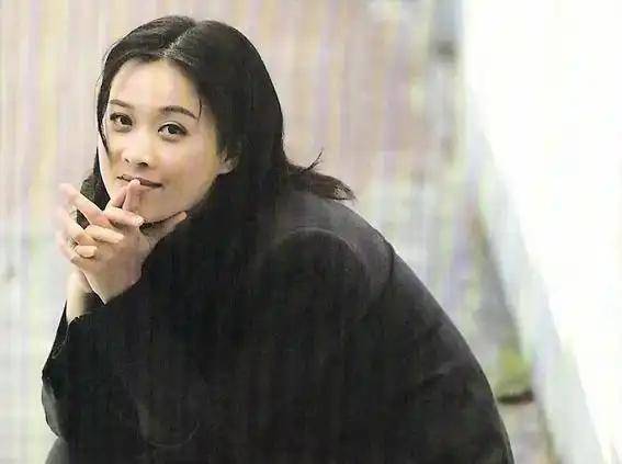 58岁的田震，老公原来是我们熟悉的他，如今两人定居澳洲生活惬意