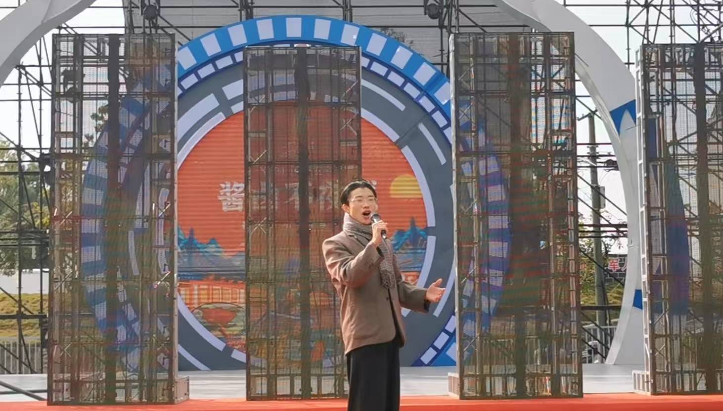 郭有才爆火半年后：就像在做梦，过得轻飘飘的