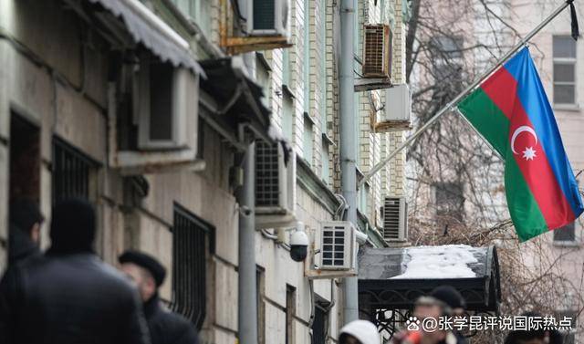 普京致电阿总统，承认犯下大错，但低头不彻底，让乌抓住了把柄