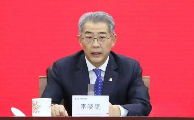 既想当官又想发财！“老虎”李晓鹏，敛财超6043万