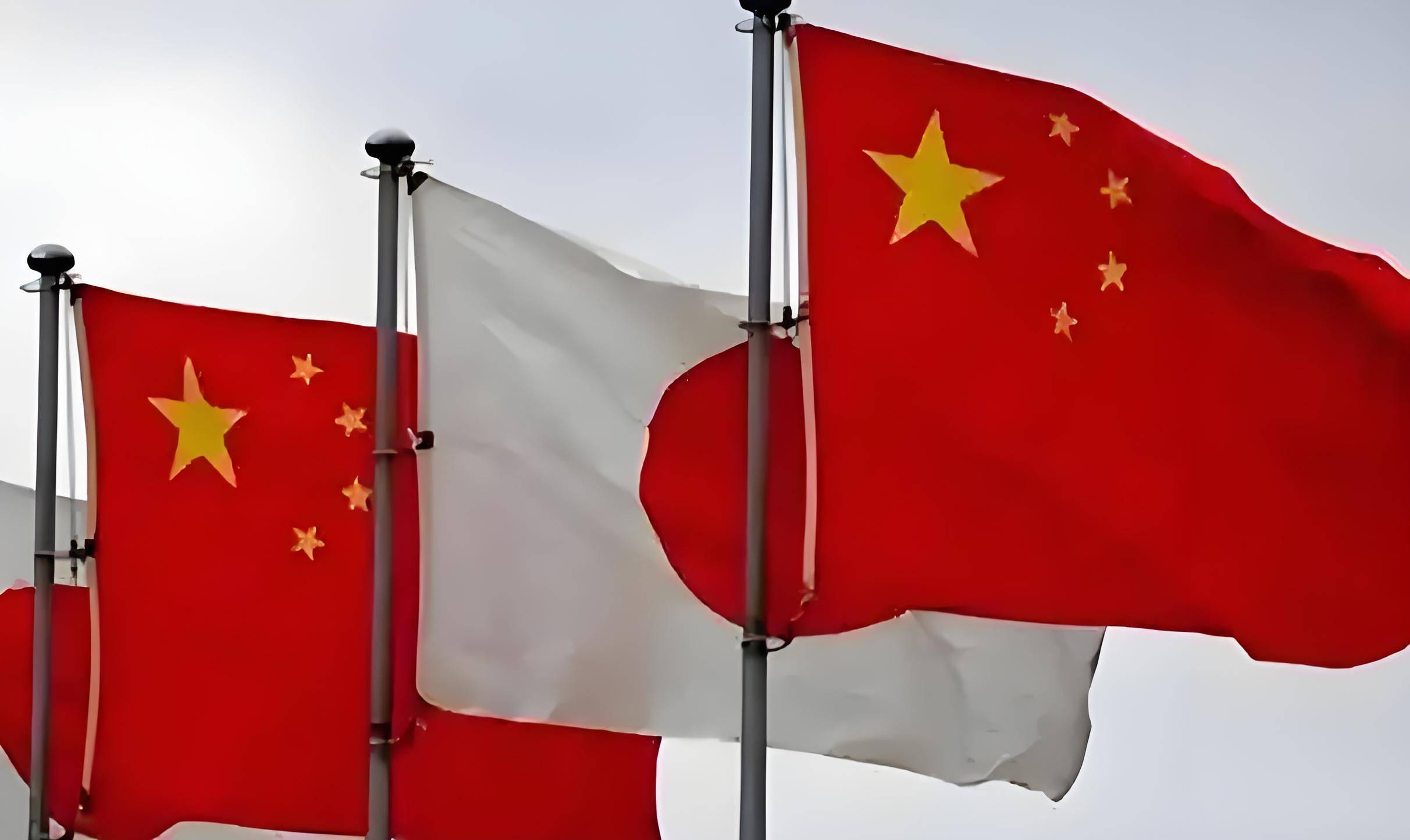 越界就打，绝不留情！日本这次真闹大了，国防部的表态很不寻常​