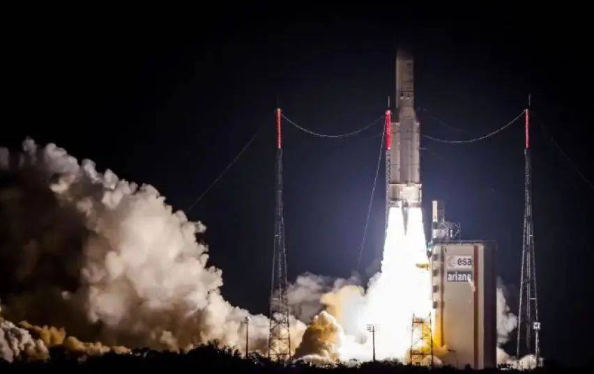 一声巨响！“一箭双星”彻底失败，点火8分钟后偏离轨道，24.5亿全白费