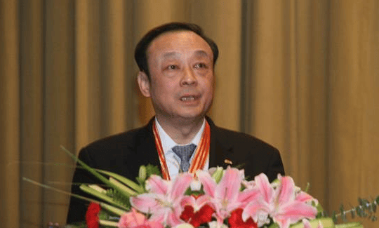 75岁吴经建，被查