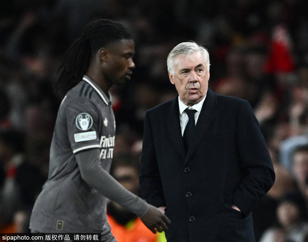 欧冠-赖斯任意球双响+伤退卡马文加染红 阿森纳3-0皇马