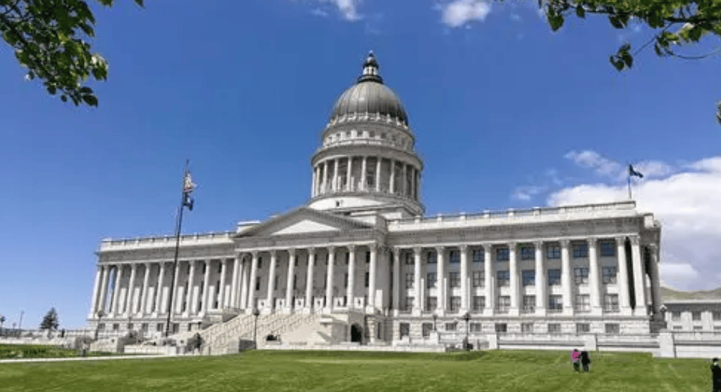 谈判失败，24小时中方3次掀桌子，美怎么也没料到，重拳还在后面