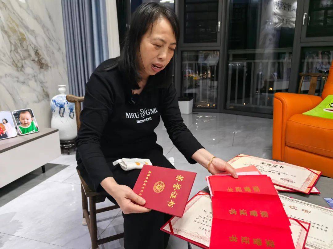 “一家三口被撞身亡案”15日开庭！家属称再度收到死亡威胁，肇事方“想用80万买我们三条命”