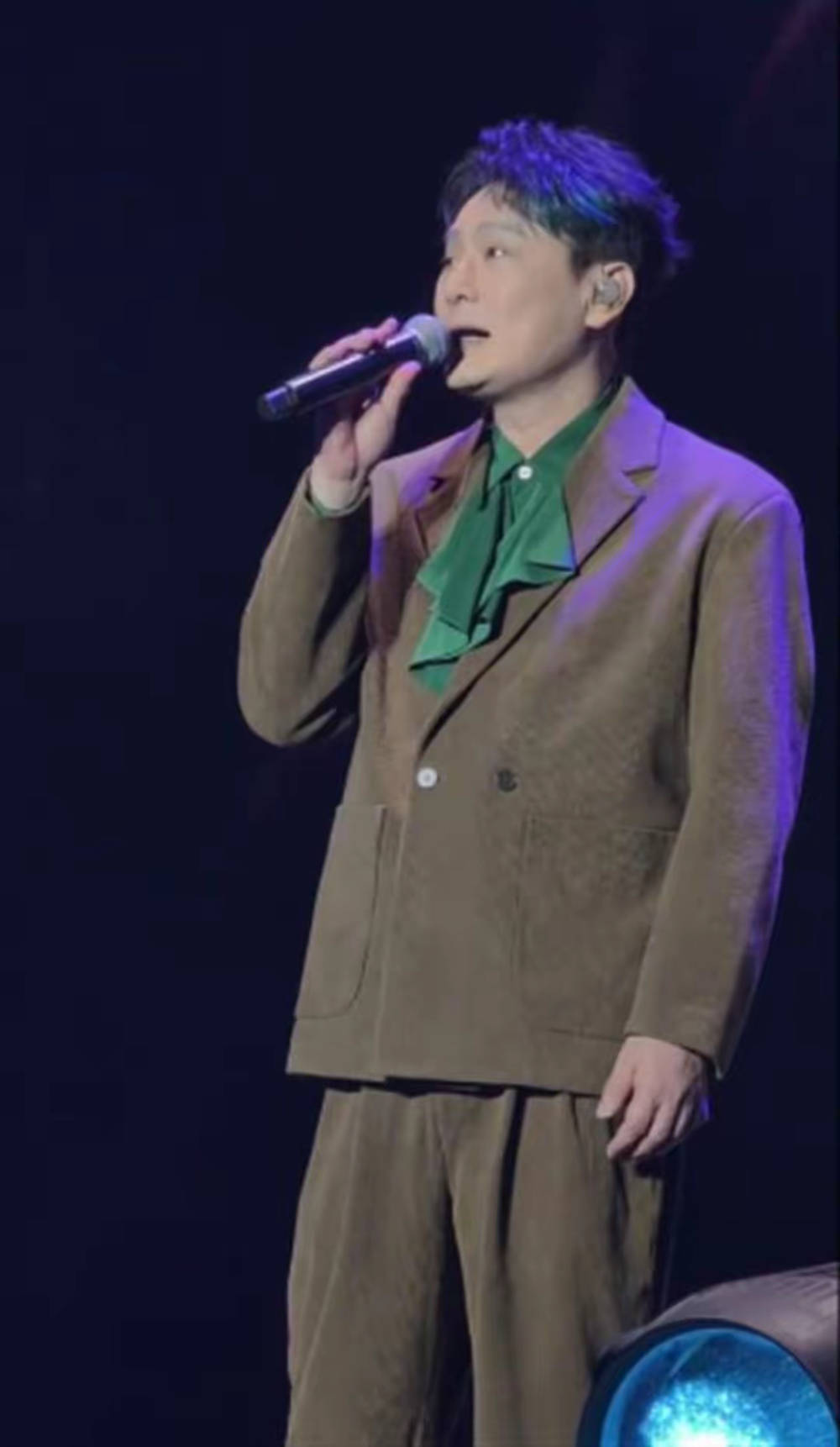 张信哲在山西大同演唱会上称约不到景区门票，当地文旅回应