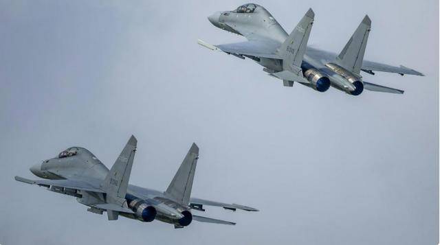 以2打7！歼16黄岩岛立大功，美菲军演沦为笑柄，马科斯还能撑多久