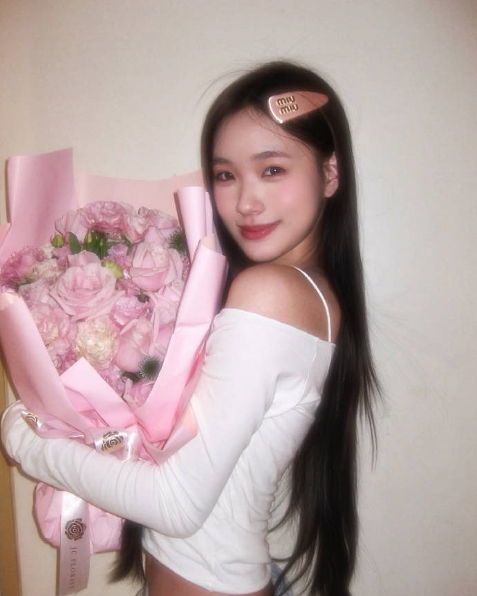 娱乐圈星二代阵容上新：黄多多演电影小S二女儿凭美貌成功出圈