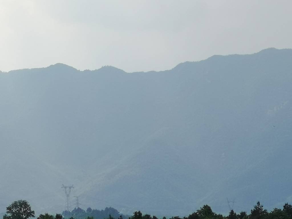 三名盗采者殒命雪峰山：千余废弃金矿洞的监管难题