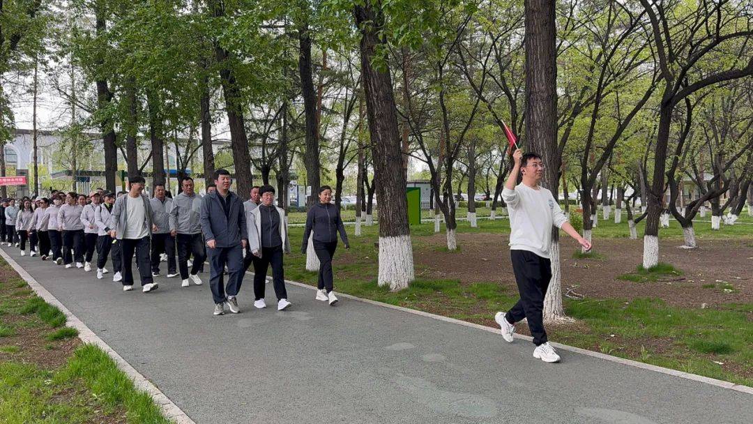 【工作动态】郊区“万步有约”健走活动启动仪式圆满举行！