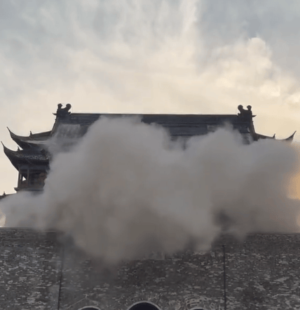“凤阳鼓楼坍塌”！风雨中挺过600余年，去年刚刚花费数百万元维修，竣工验收仅仅一年多……