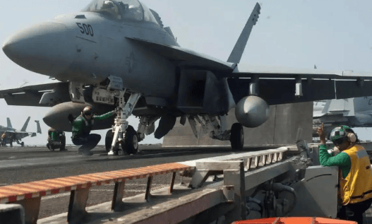 歼10在印巴一战成名，国安部就抓到间谍？出卖我国战机，不可原谅