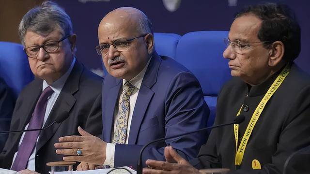 金灿荣：网民凭啥不能拿印度逗乐？知识分子没必要装假正经