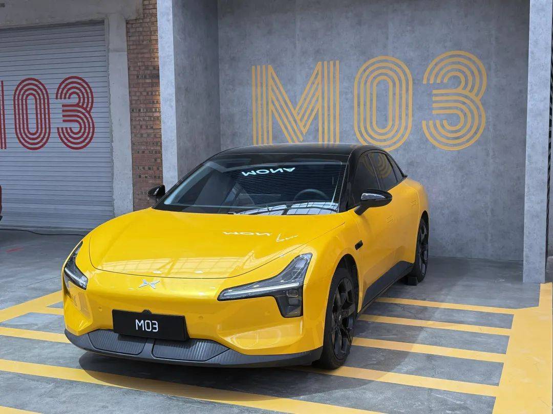 小鹏新车上市1小时大定12566台，售价11.98万元起！何小鹏：智能辅助驾驶能力比肩行业50万级旗舰车型