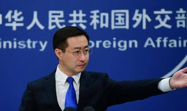 香会现场美防长改口“共产中国” 中方淡定回应 警告美勿玩火自焚