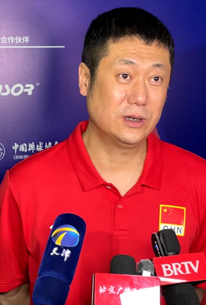 主帅赵勇：中国女排整体拦防有进步 年轻人就应该敢打敢拼