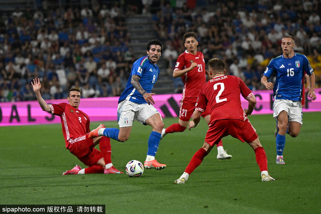 斯帕莱蒂告别战！世预赛-坎比亚索建功 意大利2-0取首胜