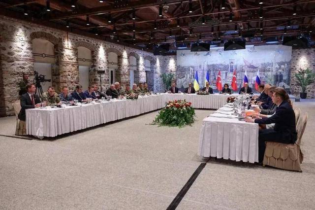 乌八个州全拿下？俄军突袭撕碎乌防线，关键时刻，特朗普做出选择