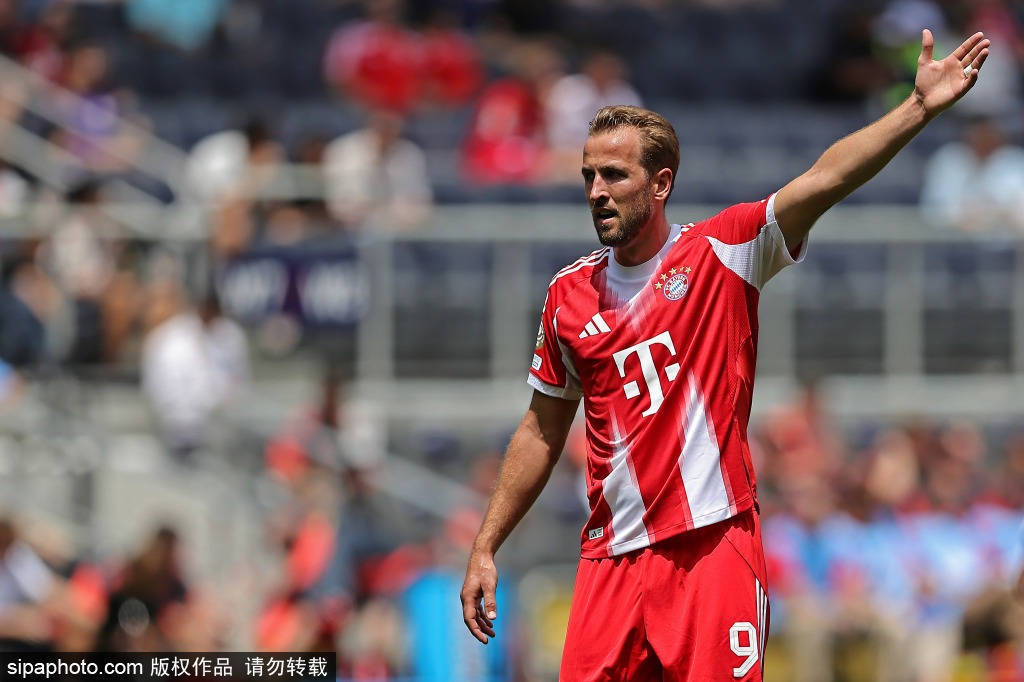 世俱杯-穆西亚拉替补戴帽 穆勒奥利塞科曼双响拜仁10-0