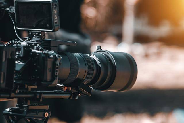 “一胎生99子”？恶意审丑是对观众的“电子投毒”丨中听