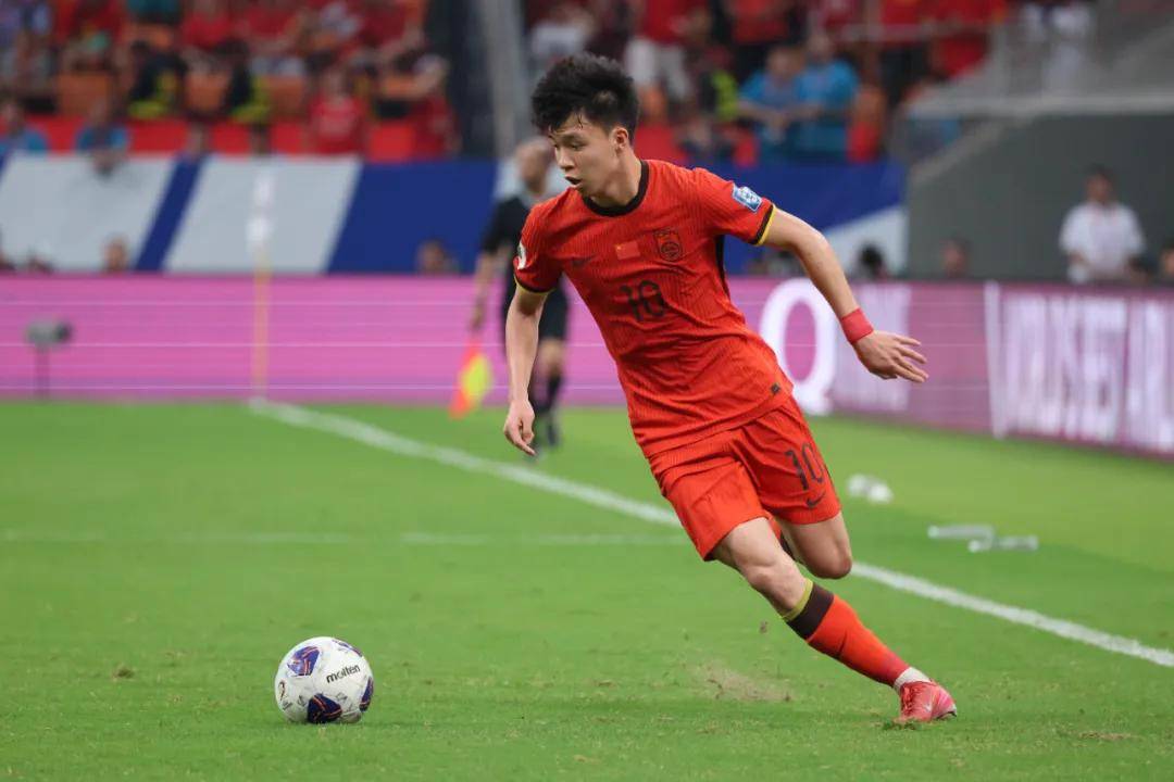 国足选帅，是钱的问题？