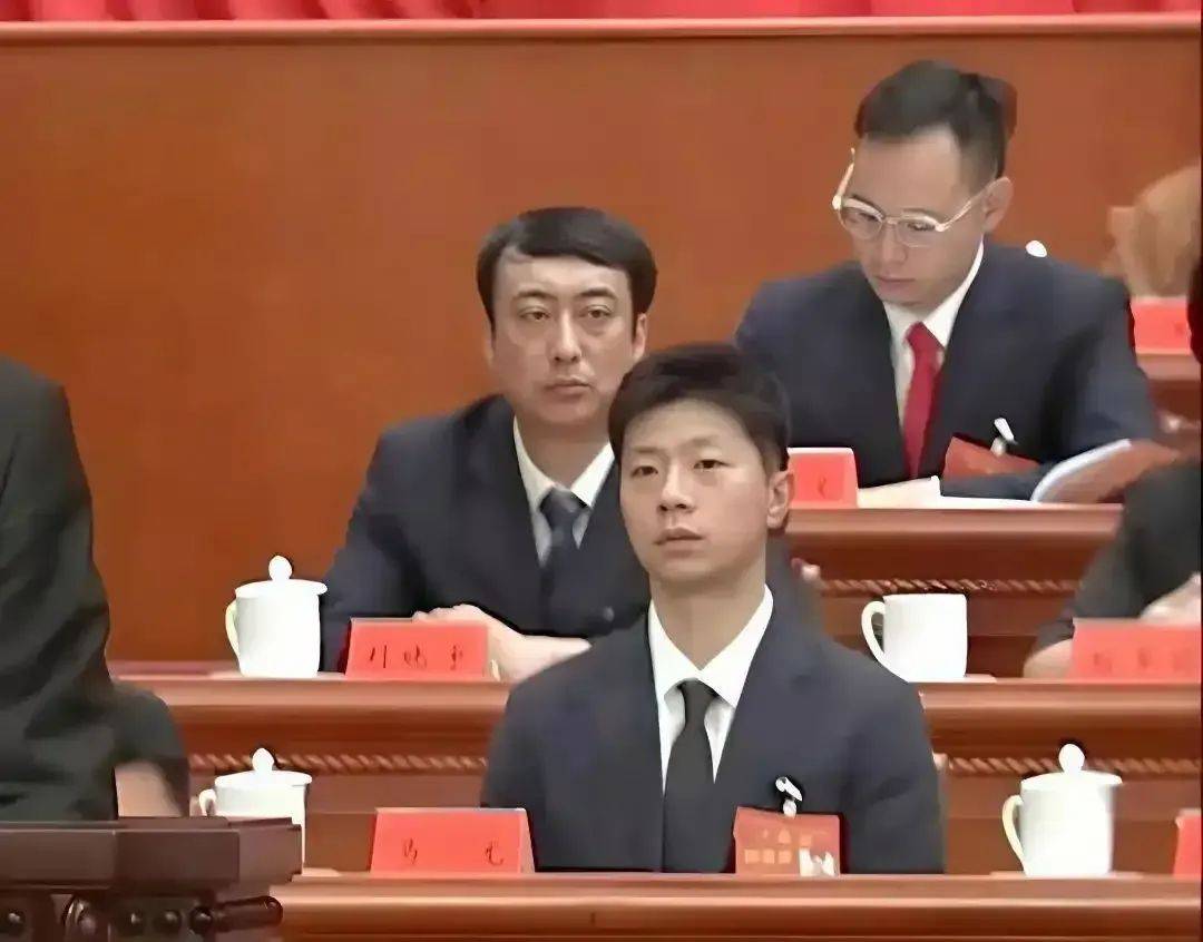 “从CCTV5走向CCTV1”，马龙当选全国青联副主席