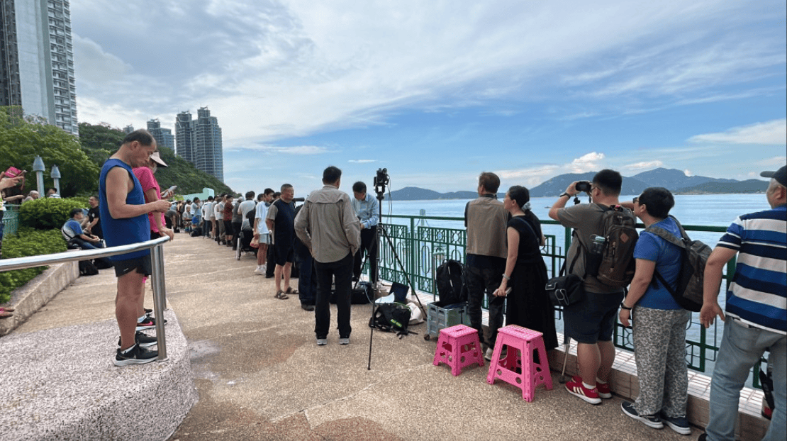 金灿荣：山东舰访问香港让人眼馋，我大胆提个建议！