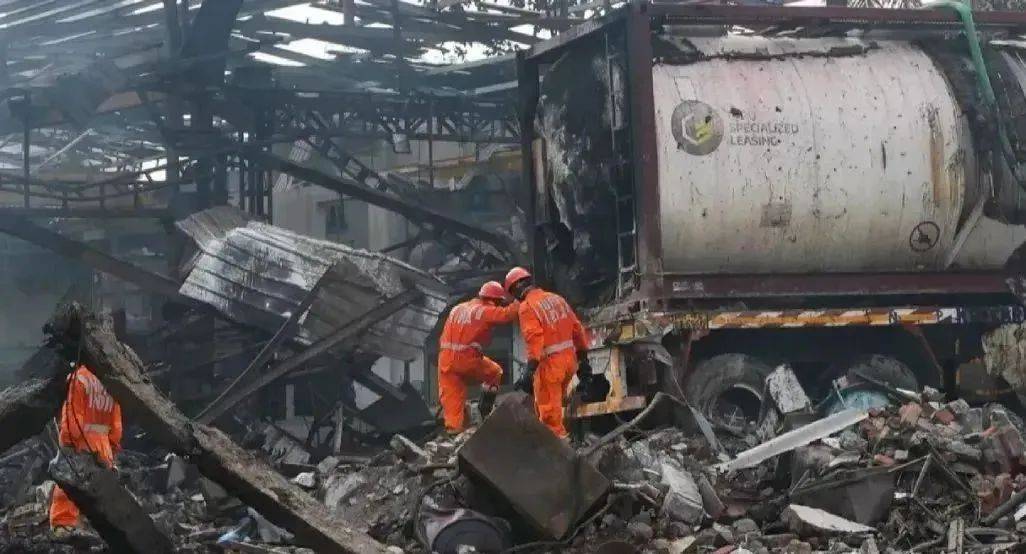 恐怖！突发爆炸致44人死亡，企业所有高管丧生！