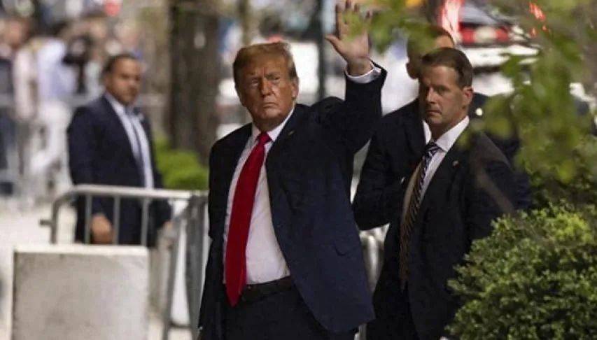 特朗普说话算话，取消对中国的限制，访华名单变了，两人来不了？