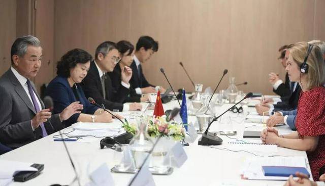 中方这次下重手了！欧盟27国同时收到坏消息：冯德莱恩已无牌可打