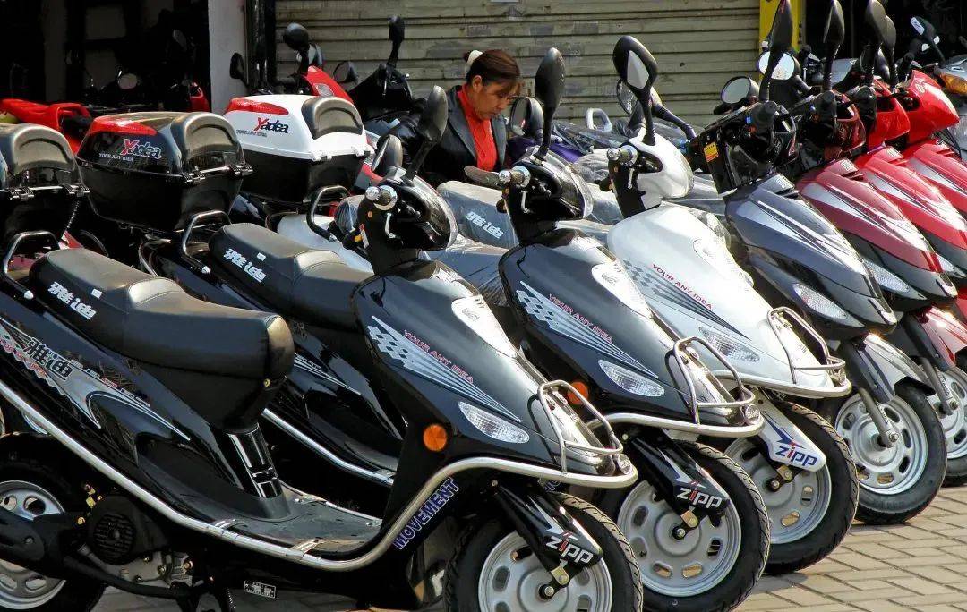 电动自行车新国标实施在即，我的“旧国标”车咋办？