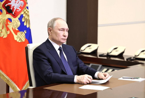 事情彻底闹大了，美司令叫嚣摧毁俄飞地，俄罗斯放话：大不了用核武器