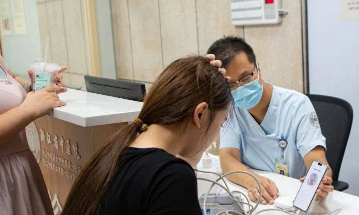 “外卖大战”首批受害者，住院了