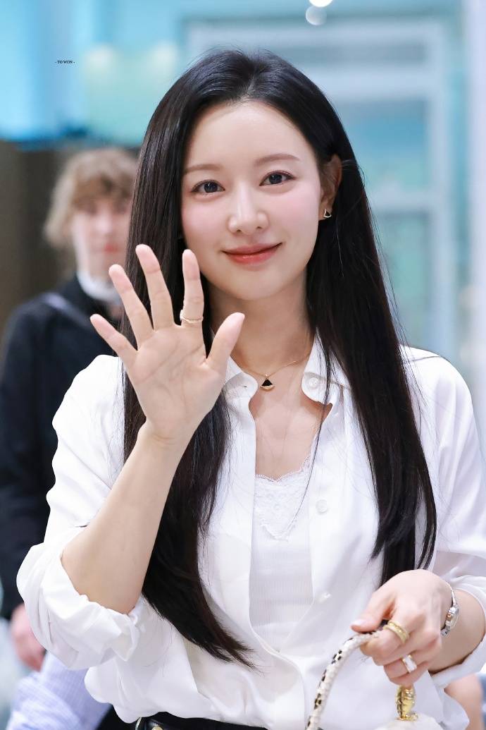 从“白幼瘦”到“气血感”，审美标准终于“健康”了？