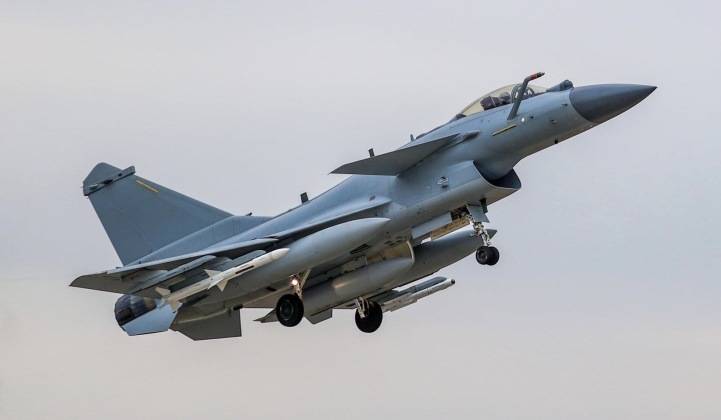 买不到F-35，不愿意买枭龙，不敢买歼-10，土耳其只能买台风了？