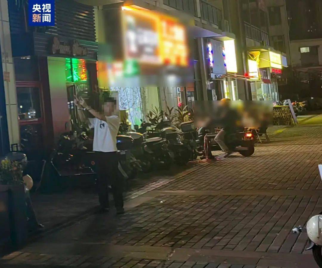 林某（男，24岁），高空抛下自行车等，被刑事拘留！