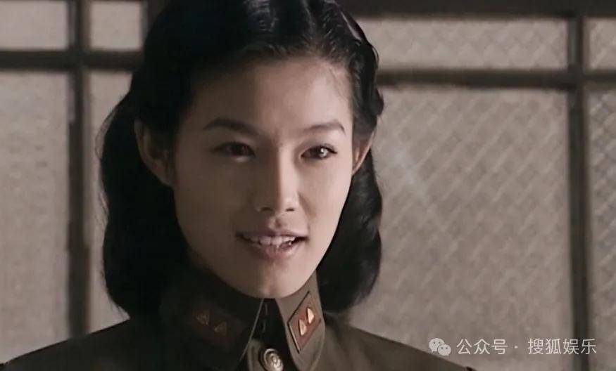 从爆红到突然消失好几年，再出现已经胖到大家不敢认了？