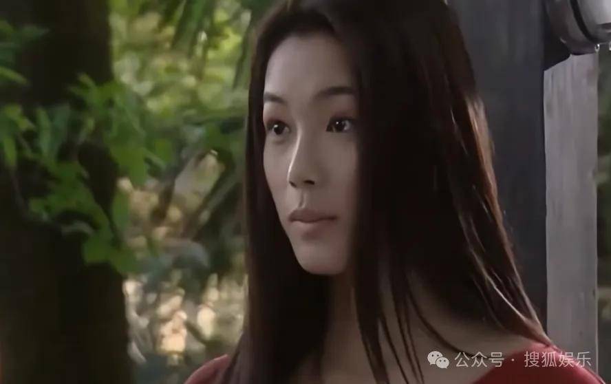 从爆红到突然消失好几年，再出现已经胖到大家不敢认了？