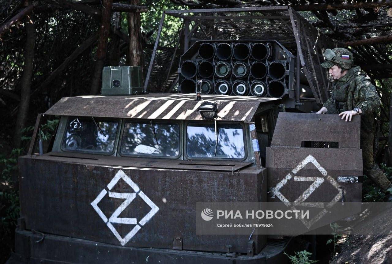 乌军在恐慌中逃跑了，俄军一枚导弹炸死115人，台湾省雇佣兵阵亡